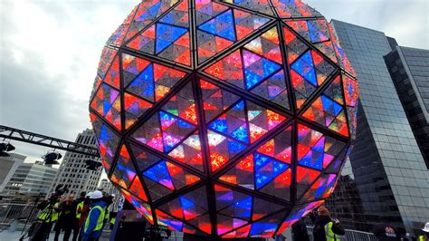 new years ball drop